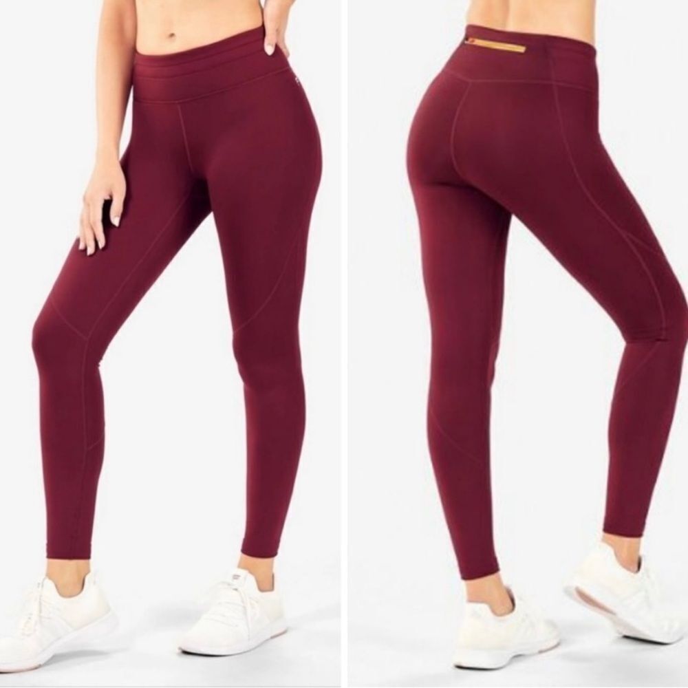 Fabletics Women’s Mid-Rise Cold Weather Leggings Burgundy Size Medium‎